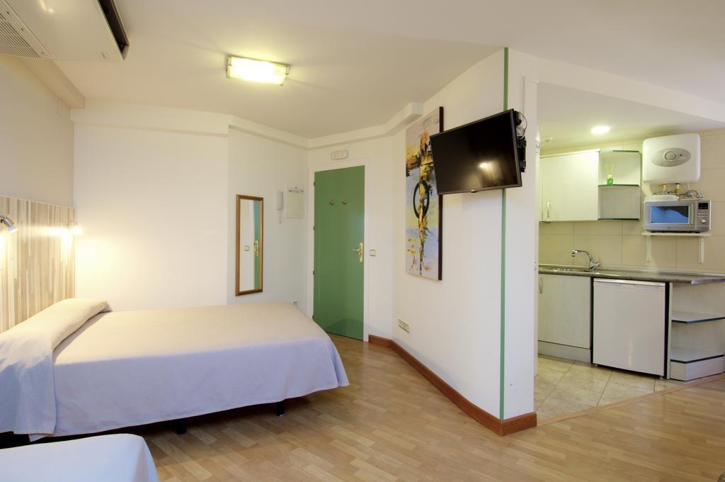 Hotel Apartamentos Aralso Segovia Luaran gambar