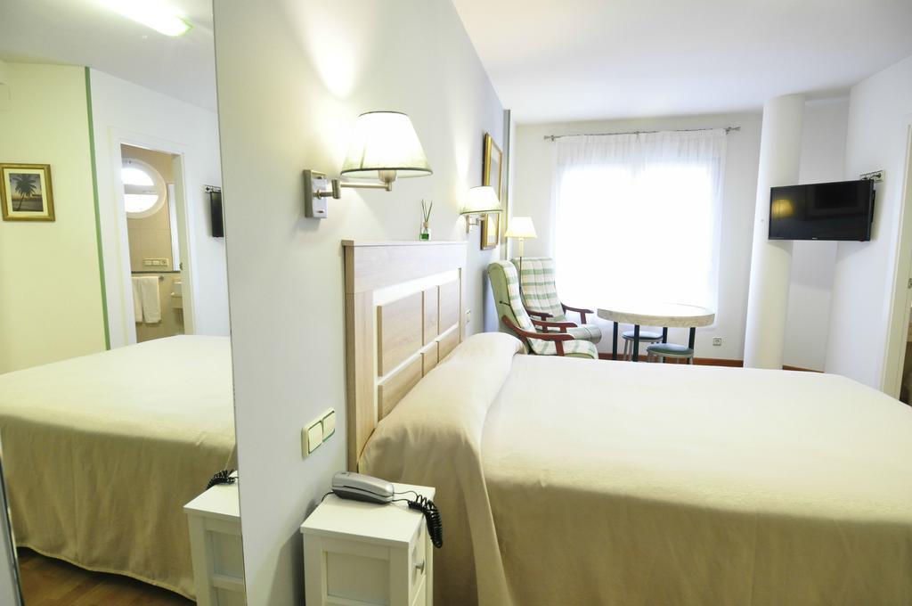 Hotel Apartamentos Aralso Segovia Luaran gambar