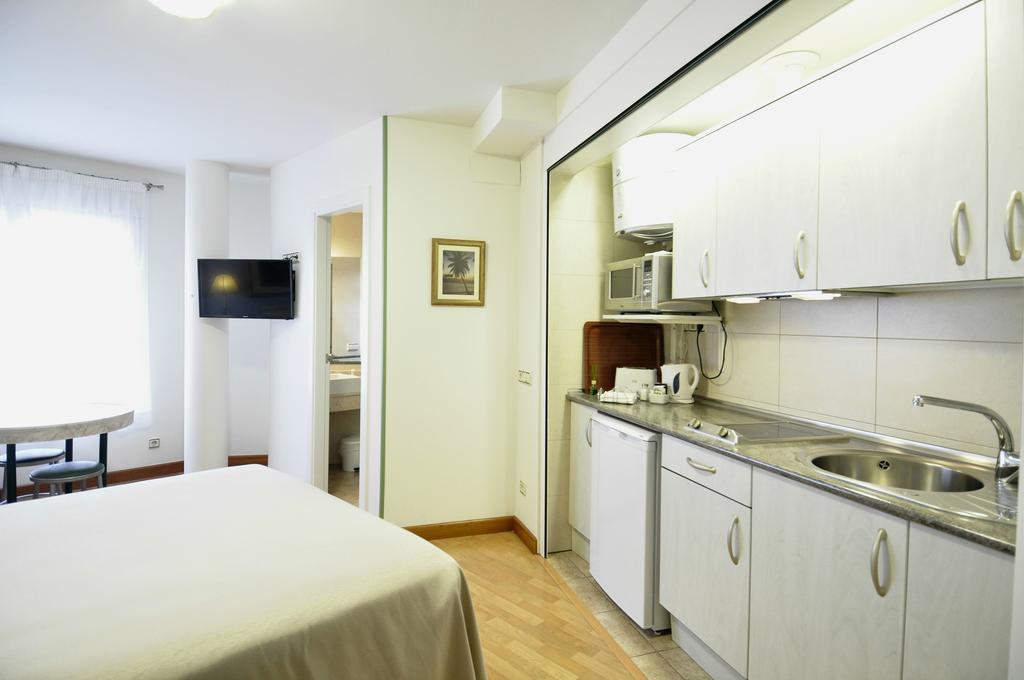 Hotel Apartamentos Aralso Segovia Luaran gambar