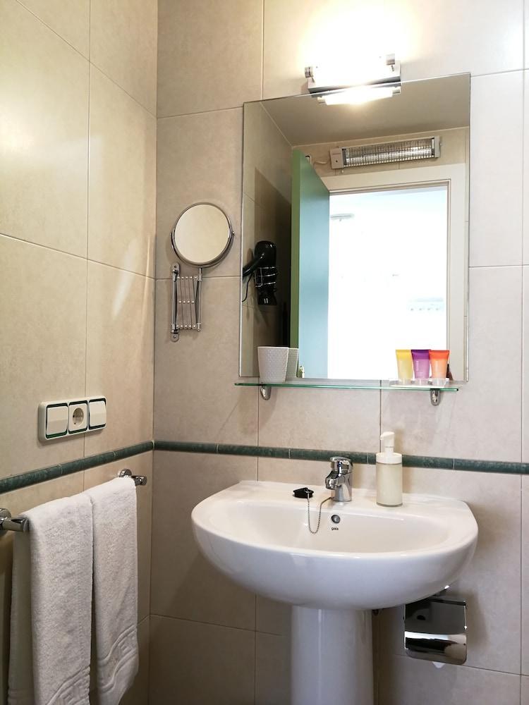 Hotel Apartamentos Aralso Segovia Luaran gambar